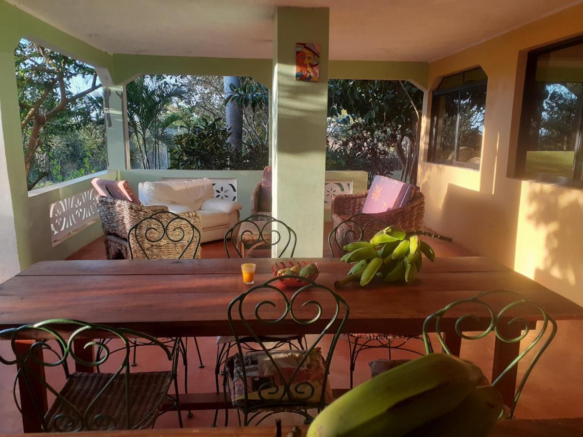 La Hacienda Hostel Las Galeras Luaran gambar